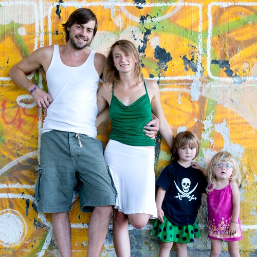 The traveling family // #familywithoutborders #travel #kids #photography
