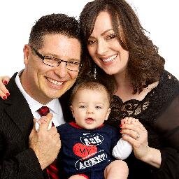 i'm a Realtor with HomeSmart Realty Group licensed in Oregon and Washington.  I’m a devoted husband and father and my family is what I live for.