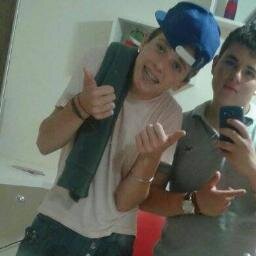 _crishenrique_'s profile picture. 