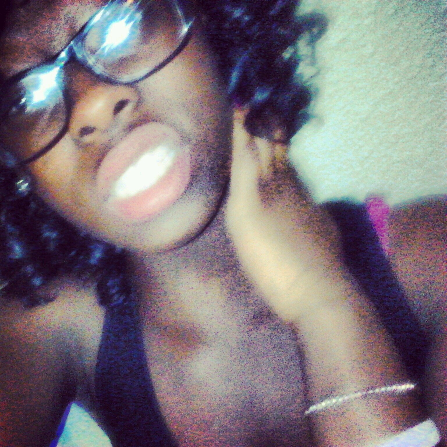 Follow Me On Instaa ; @Bissh__Whet__ , Fwm On Facebok ; Taniaa Lewis , Kik ; @Lucyy__Louu , Snapchat ; @ChannyPoohs_Bae !!
