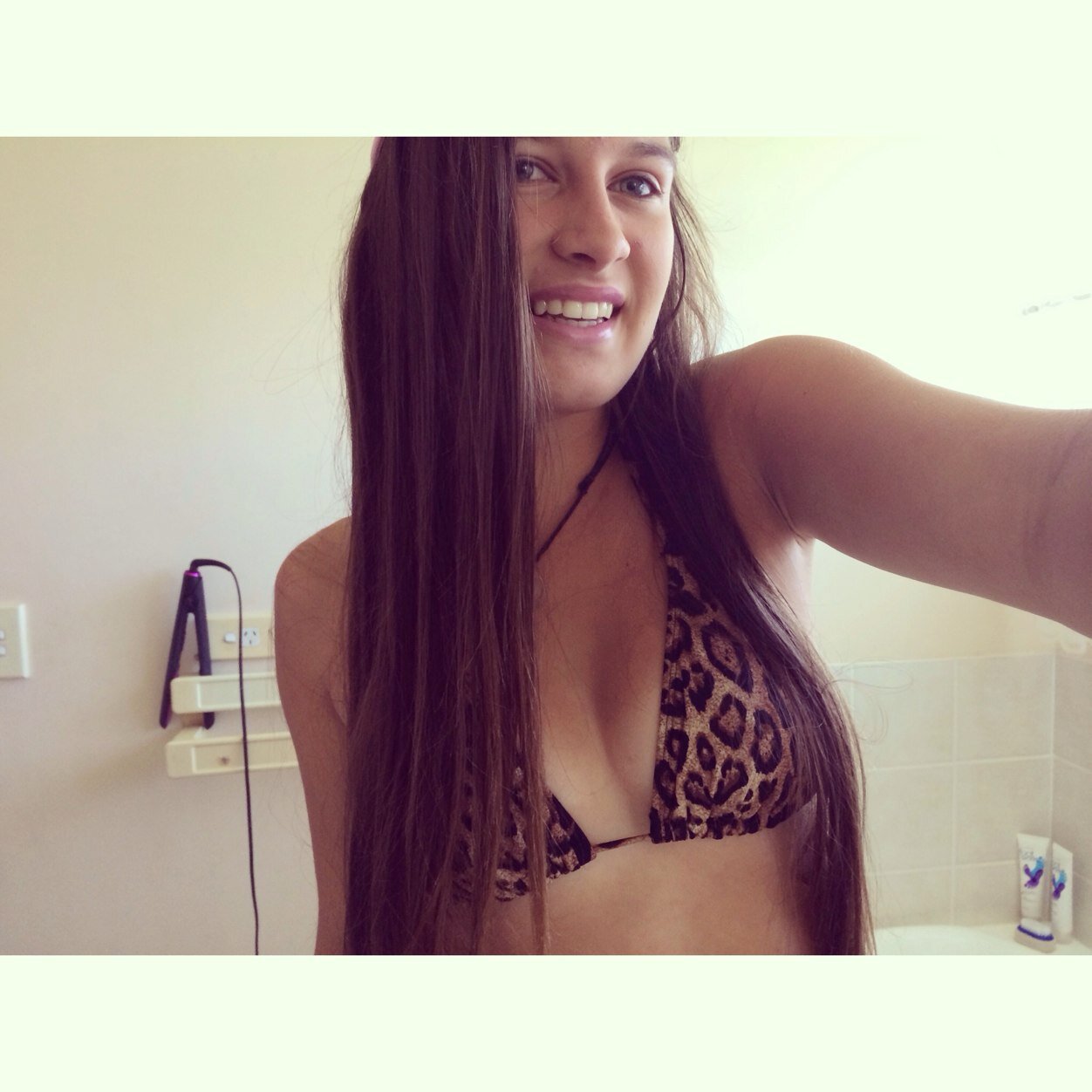 I WILL UNFOLLOW IF YOU DONT FOLLOW| niall horan | ashton | 5sos | reecemastin | me- 16, Brisbane, Soccer⚽️| ig; kristynnhuett |