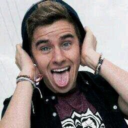 Hi, I'm Connor. Talk to me and I'll try to make you smile.