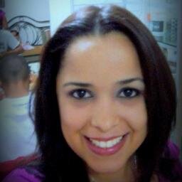 Creyente en Dios. Mercadóloga de profesión y bendecida con una familia maravillosa.