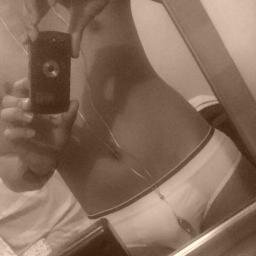 fOLLow  mE anDi i'LL fOllowEd yOu baCk ;))