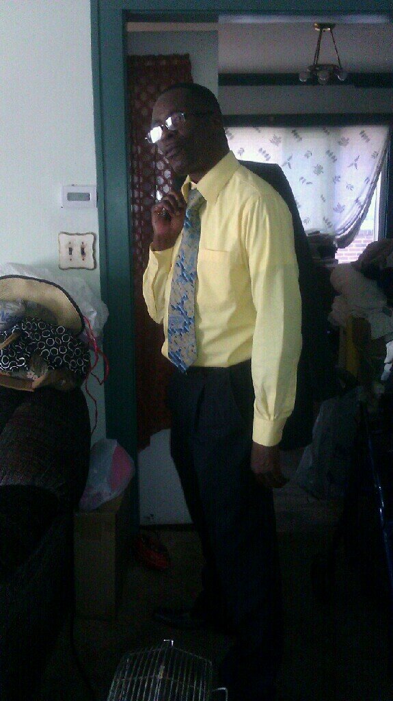 12bnluv2_'s profile picture. 