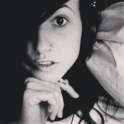 Lightsyyy's profile picture. I'm a canadian with a wild dream. 
(FL)