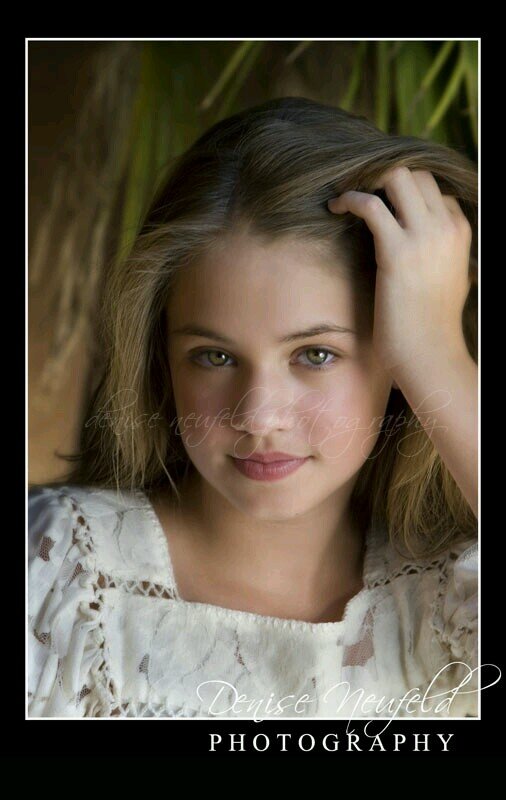 My name is Lexi.I am just a teen who loves to smile and who loves love.I am 15 and also very nice,so don't be shy.{Smiles}#Rp #New