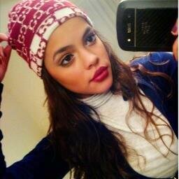 GirIStuff_'s profile picture. Hi. follow me and enjoy my lovely tweets! :)