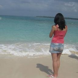 Love, Life, and the Pursuit of Happiness!!!... Nada sucede por casualidad si no por causalidad. Cada momento es unico, no hay instantes vacios.