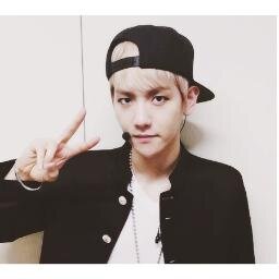 ☁ โลกส่วนตัวของแบคฮย็อน ♡≡▪■□■