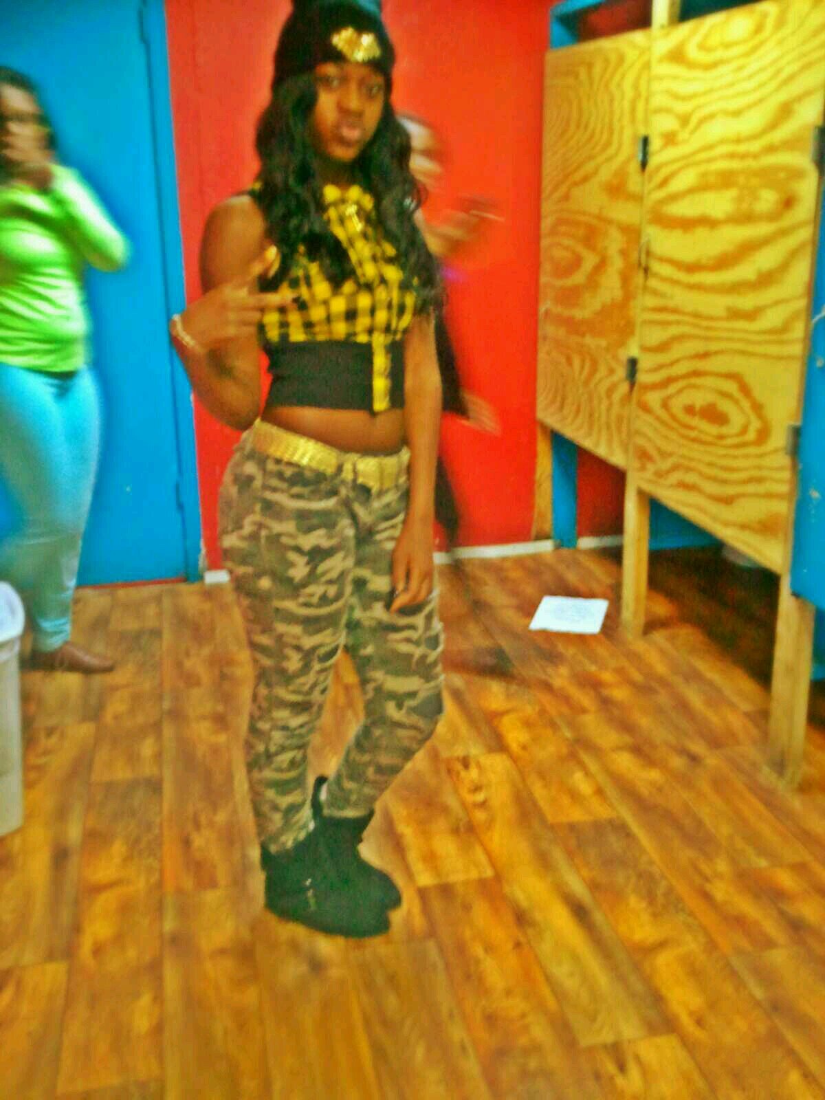 . Cooling Widt Them Pulla , Chilling With My Nigga @Reese_Pup & Single :) !