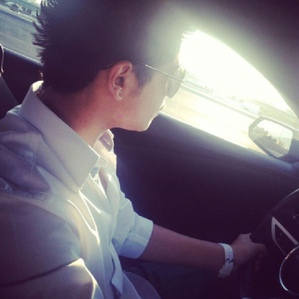 BB pin: 742BA37E 








Instgram: almorba6iy_55