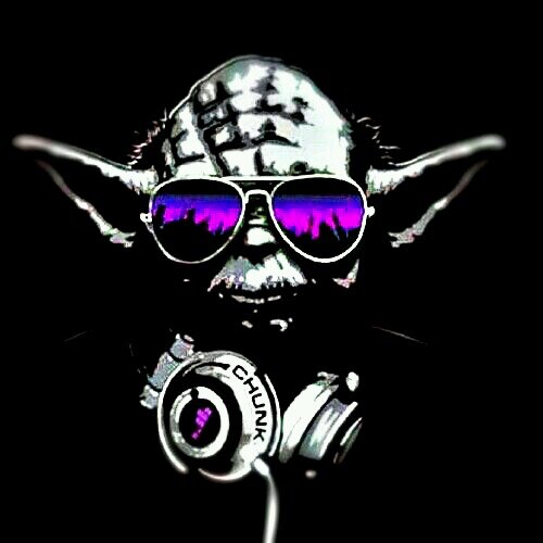 sup guys plz follow me i'll try to upload asap and also follow my frend @brickstabrick (hes gunna be doin dubstep in a little wile!#word