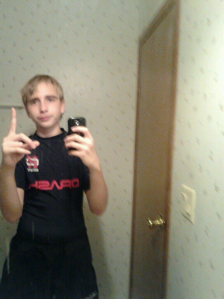 I am taken by Emily Rodriguez Stephens. I am all time scrumhalf #09 for life.  u mess with me I will hurt u like they is no tomorrow
