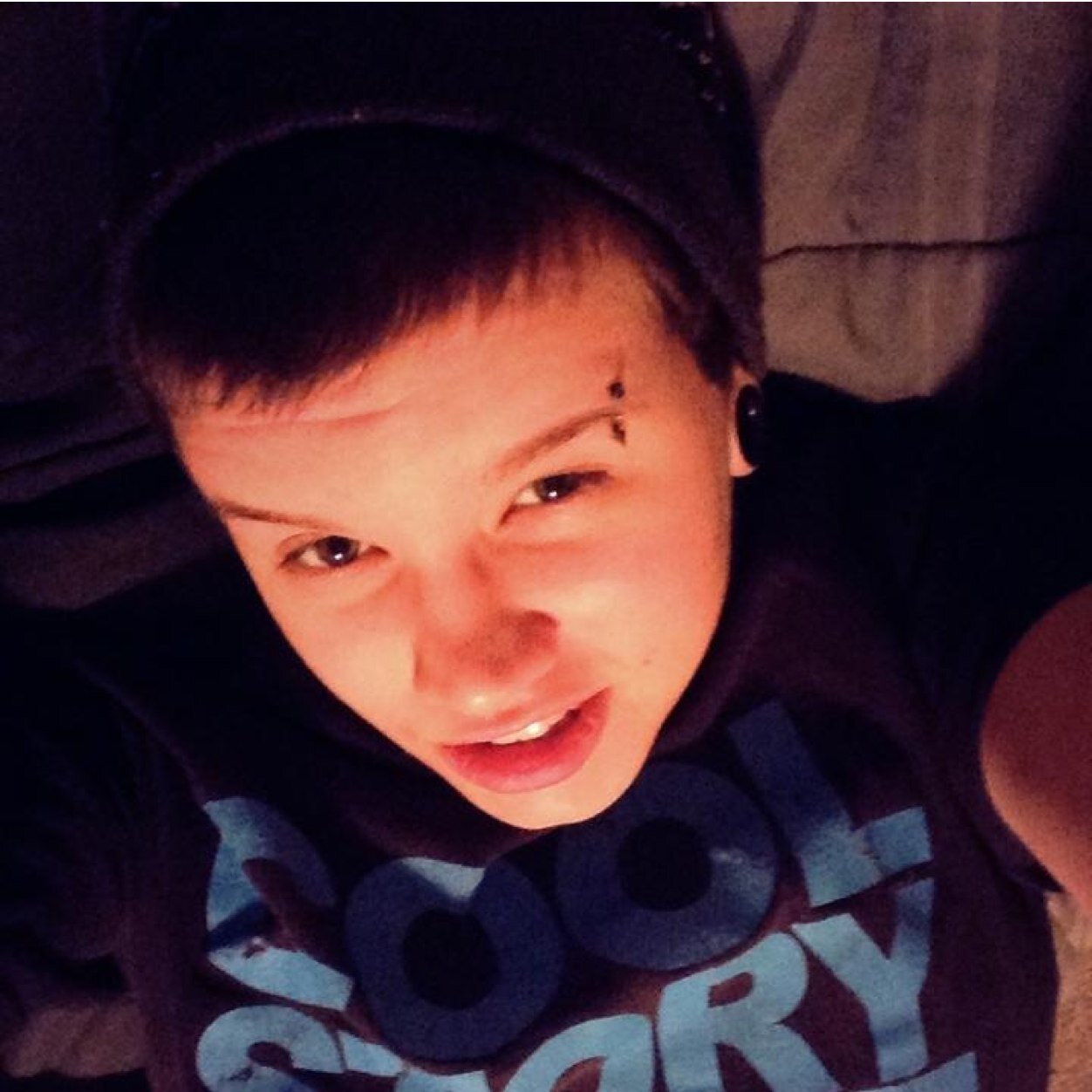 You can all suck my dick. I live to impress myself. 17, Junior, MHS, 219