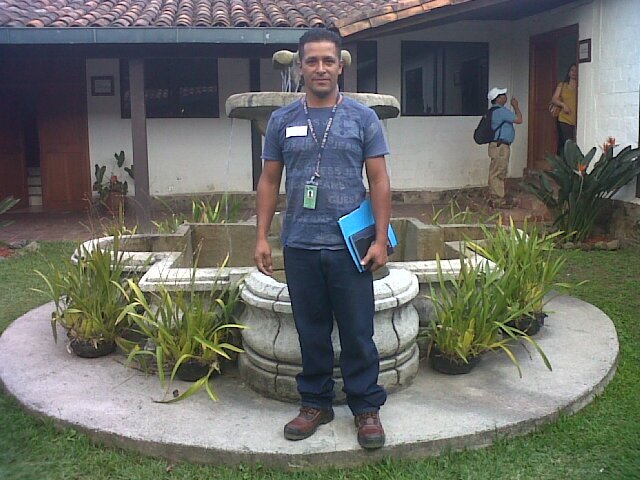 r_galilh's profile picture. 