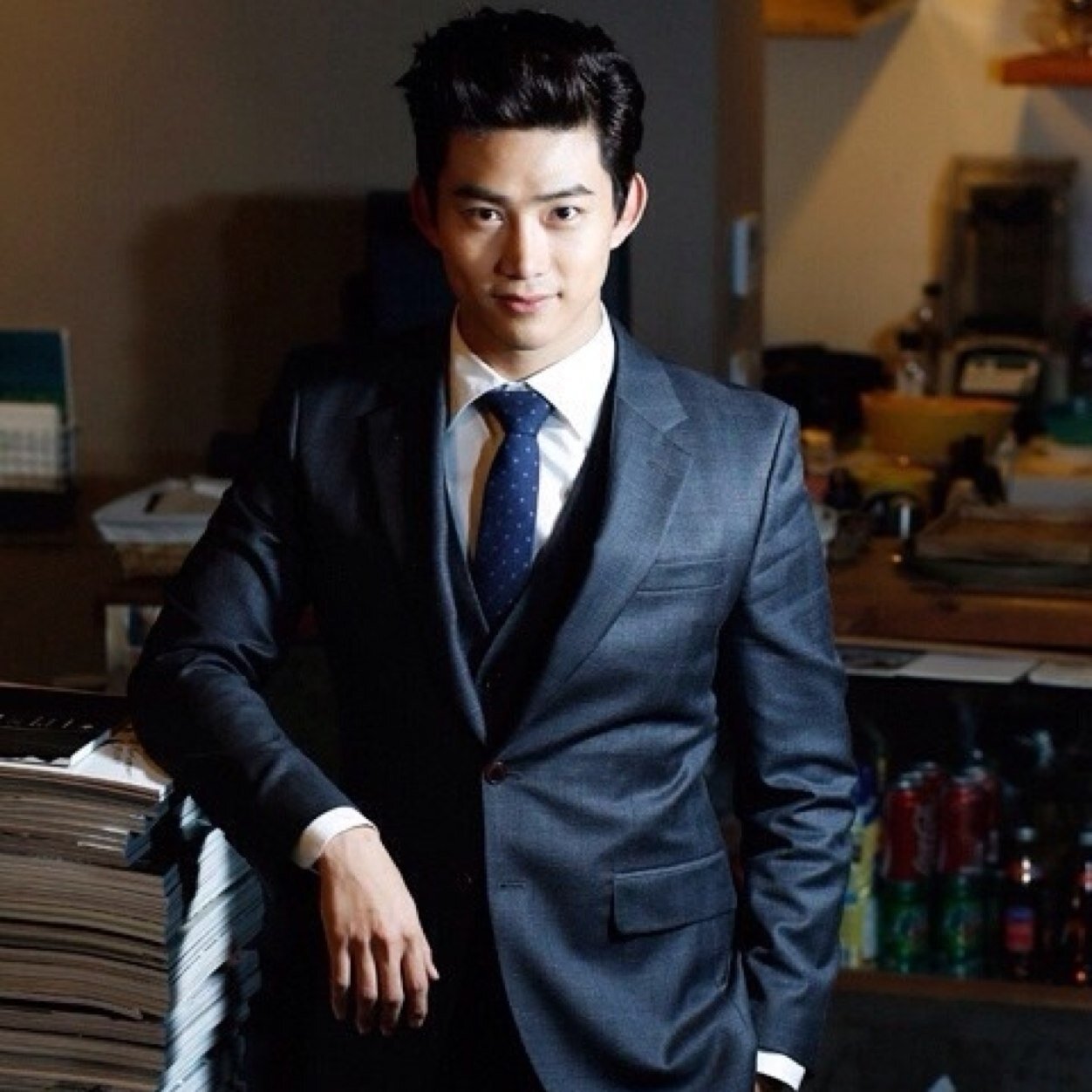 {v} clubber at @ClubSoul_RP 2PM's Taecyeon Ok // Not Available on the Menu Anymore