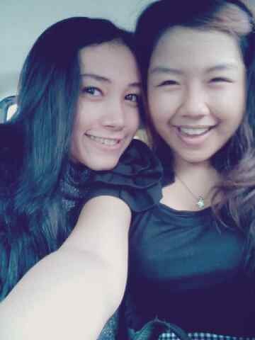 Follow me @adyratiara