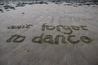 danceandeat's profile picture. i post pictures of dancers and things that compare with dancing. enjoy3