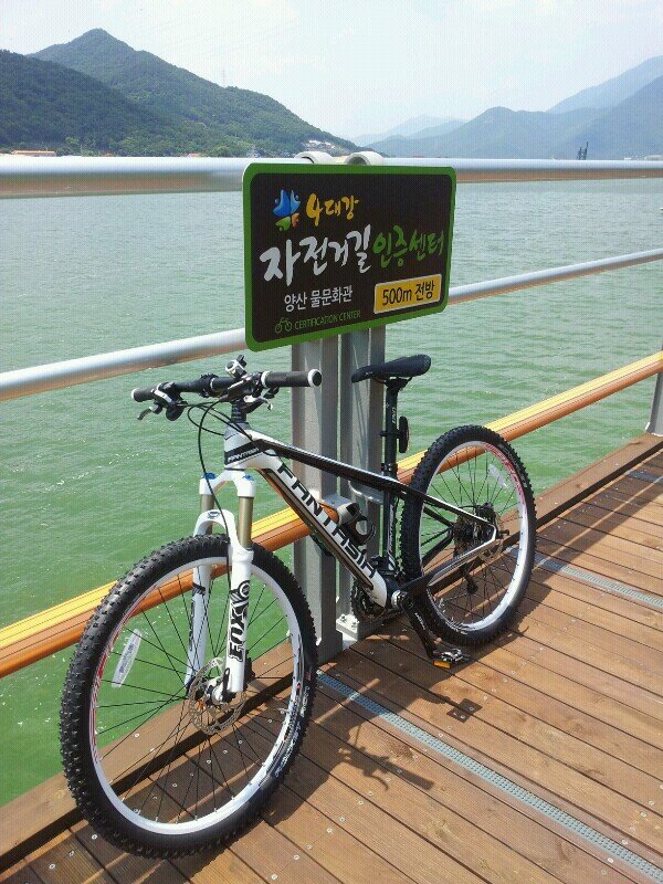 여행. 무소유. 민초!