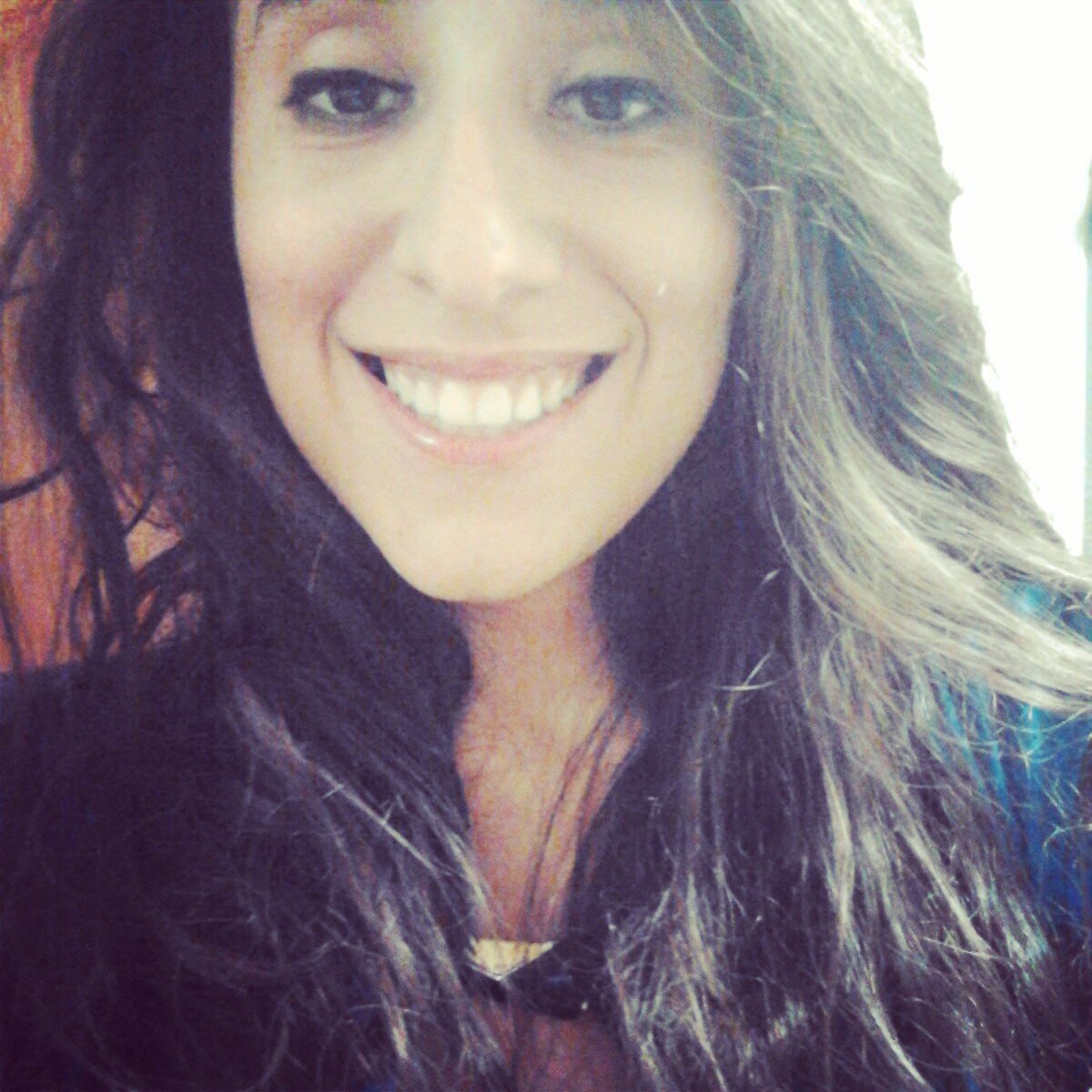 latinapioneer's profile picture. 