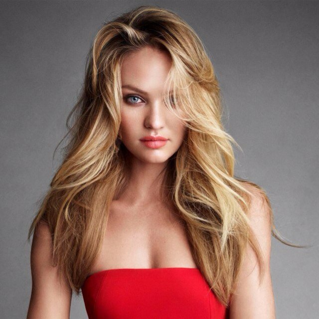 23 years old. Birthday 24th november. I have a secret, a gift but i will not use it. V1 engaged to @MiaNicoleBrooke . V2 slave of @mollyharkness6  (RP 18+