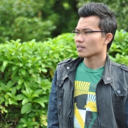 lebih baik menjadi orang yang bodoh daripada menjadi orang yg pintar tpi tdk mau mengaplikasikannya.
