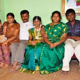 vmrreal's profile picture. 