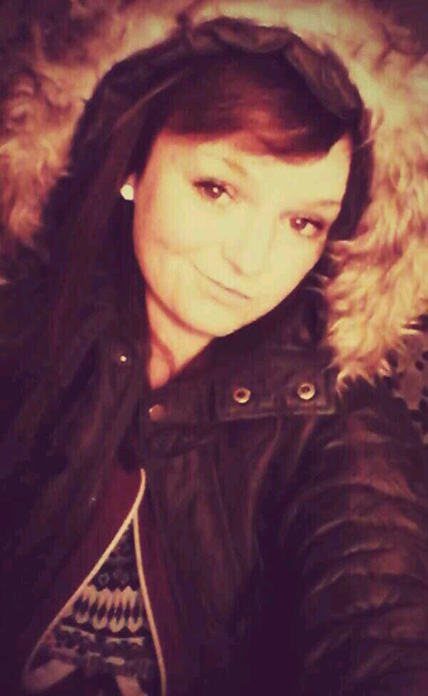 Add me on instagram @meganapps, snapchat me megapples; 18 soonn!!