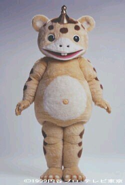 こっそりやってる裏アカウントです。 どうもー 気軽に絡んでください 30歳の社会人♂です。182センチあります