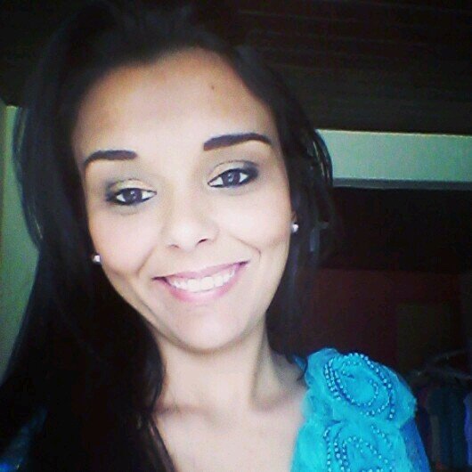 Sou Feliz com Jesus. .Não importa as circunstâncias sempre estarei sorrindo. .