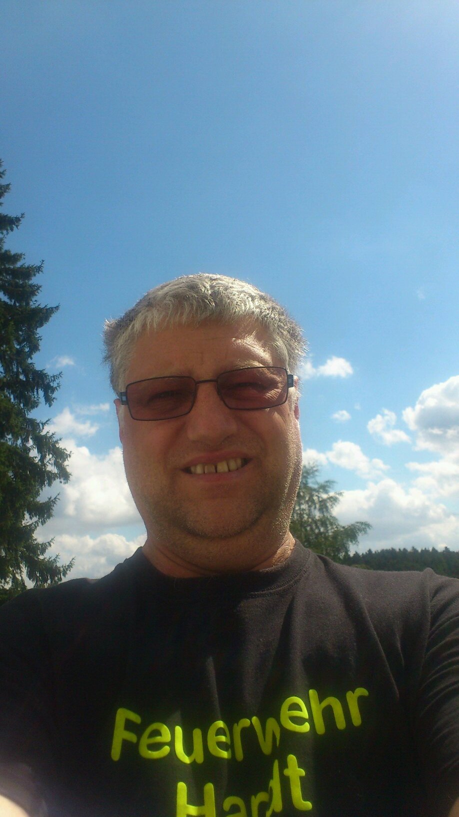 storz83's profile picture. Groß schlank sehr geile Figur immer geil mein schwanz ist immer hart  wer will mit mir ficken bin immer geil mein Hobby: sind sexfilme  mag latex trage selber