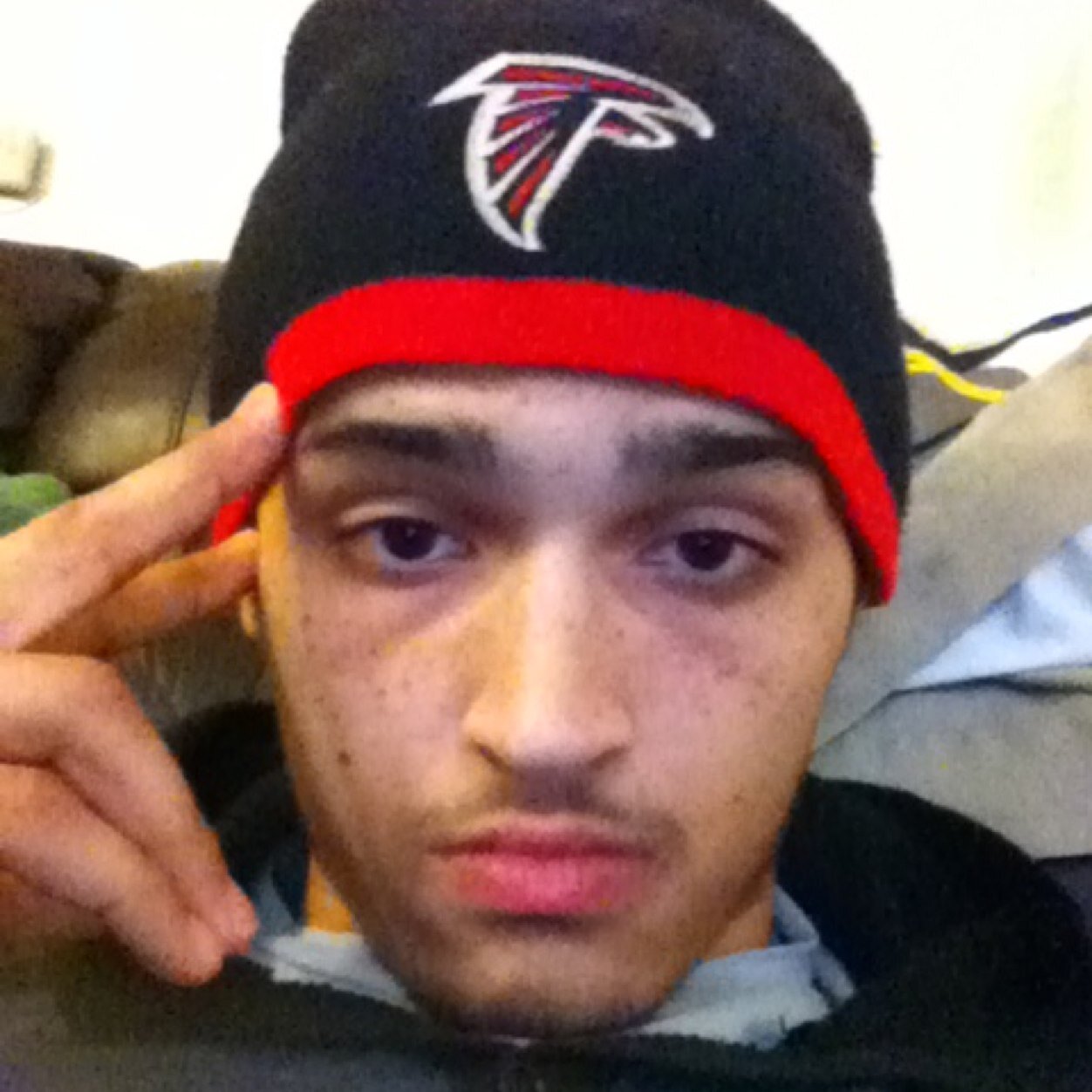 i will follow you if you stand out or your avi catches my eye or things of that nature nigga lol