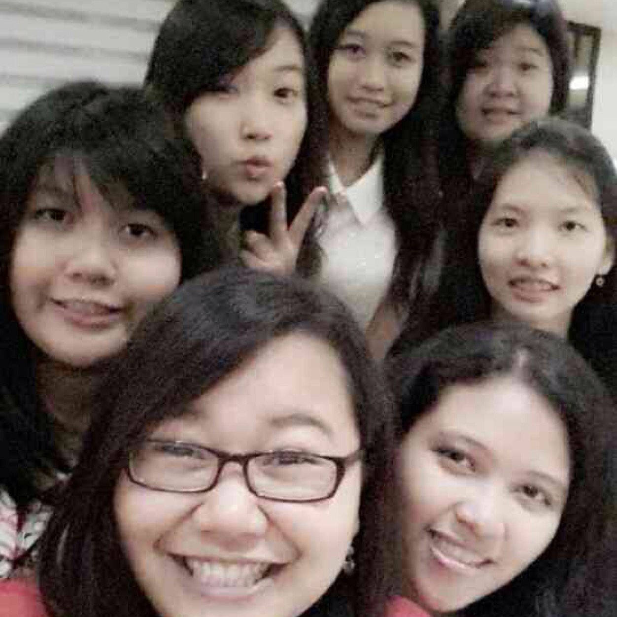 ♥Hyang Widhi ♥my parents ♥my BF ♥choi siwon ♥yesung ♥i'm ELF + love all members of suju