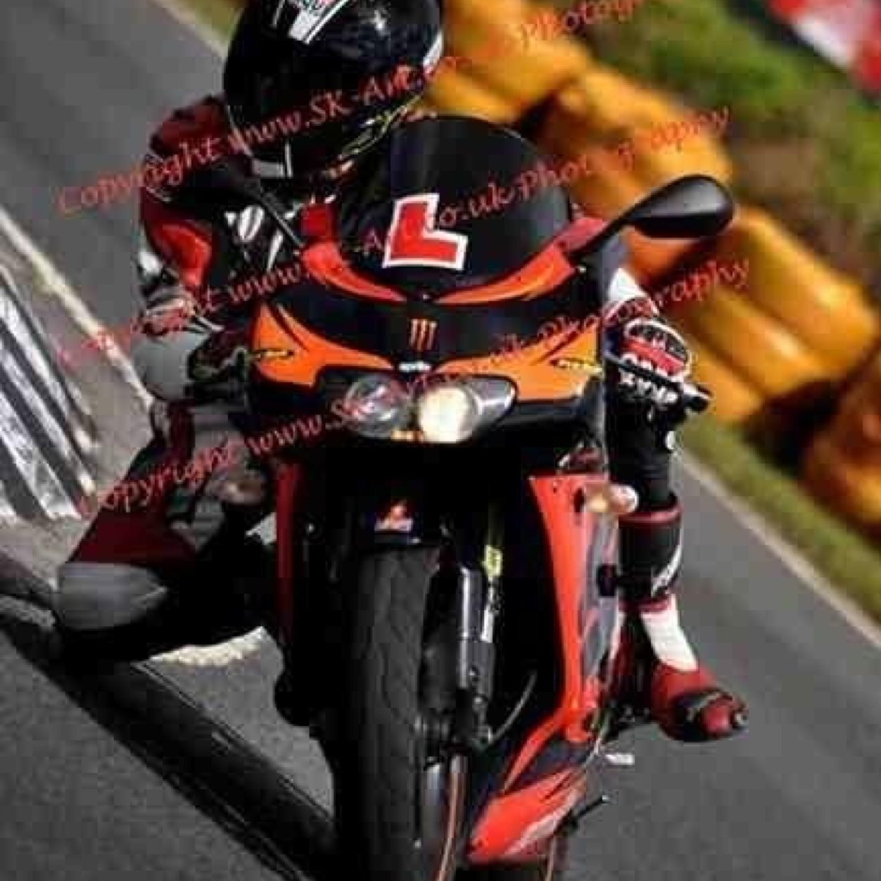 Aaron, 24, Manchester, Motogp addict :P Lorenzo #99 FTW! xD