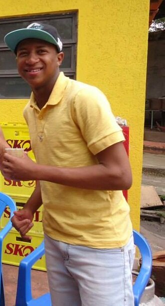 19 anos,mineiro,cruzeiro,#Namorado da @mihlasantos♥