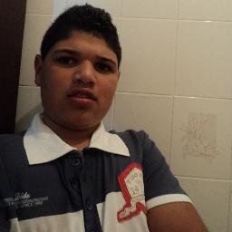 lucs_dinei's profile picture. Amo caminhões!! Amo o Zerãoooo!Gosto de Ônibus!!Rock  e música eletrônica são as melhores músicas que existem no mundo..