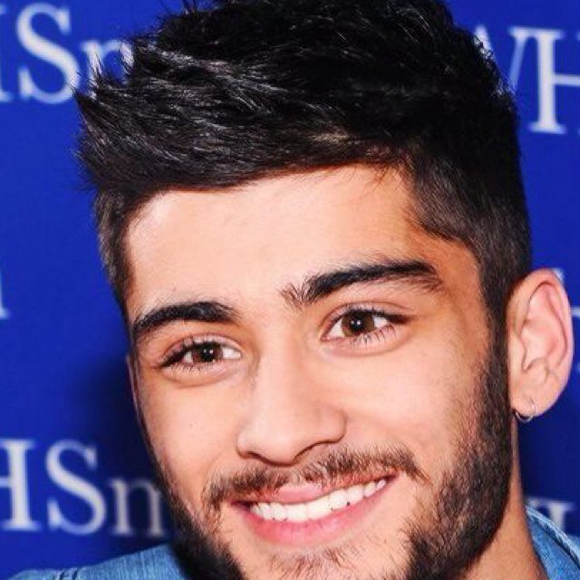This is a free follow from @kissingharryx so be nice and follow her, ily