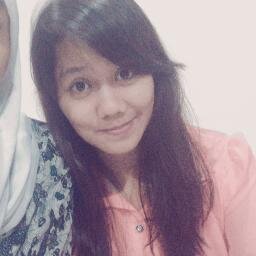 devilicious_s's profile picture. go with the flow...-_-