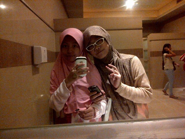 Khairunnisa_tys's profile picture. 