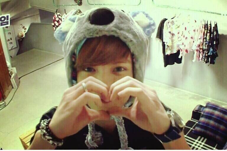 Annyeong Haseyo | EXO Imagine Fanbase | Exostans | Biased By 12 Charismatic Wolves | Always post imagine or Info About EXO ^^ | Please Don't Unfollow ^^