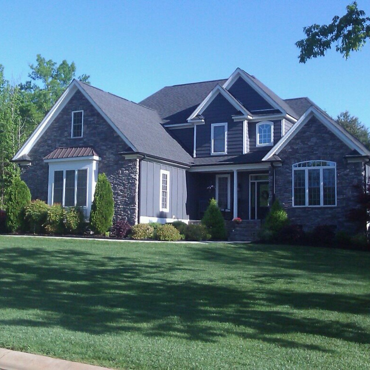 Commercial and Residential General Contractor: Custom homes, custom cabinets, additions, remodels, upfits, with locations in Salisbury and Raleigh, N.C.