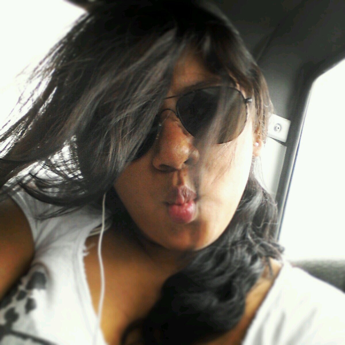 :D  :) :p ;)