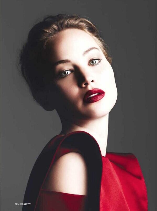 thank you for reading my bio PLEASE FOLLOW @FangirlLife13 ILY 3