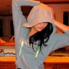 roroa000's profile picture. kik;zykda     انستغرام;ragdah-14