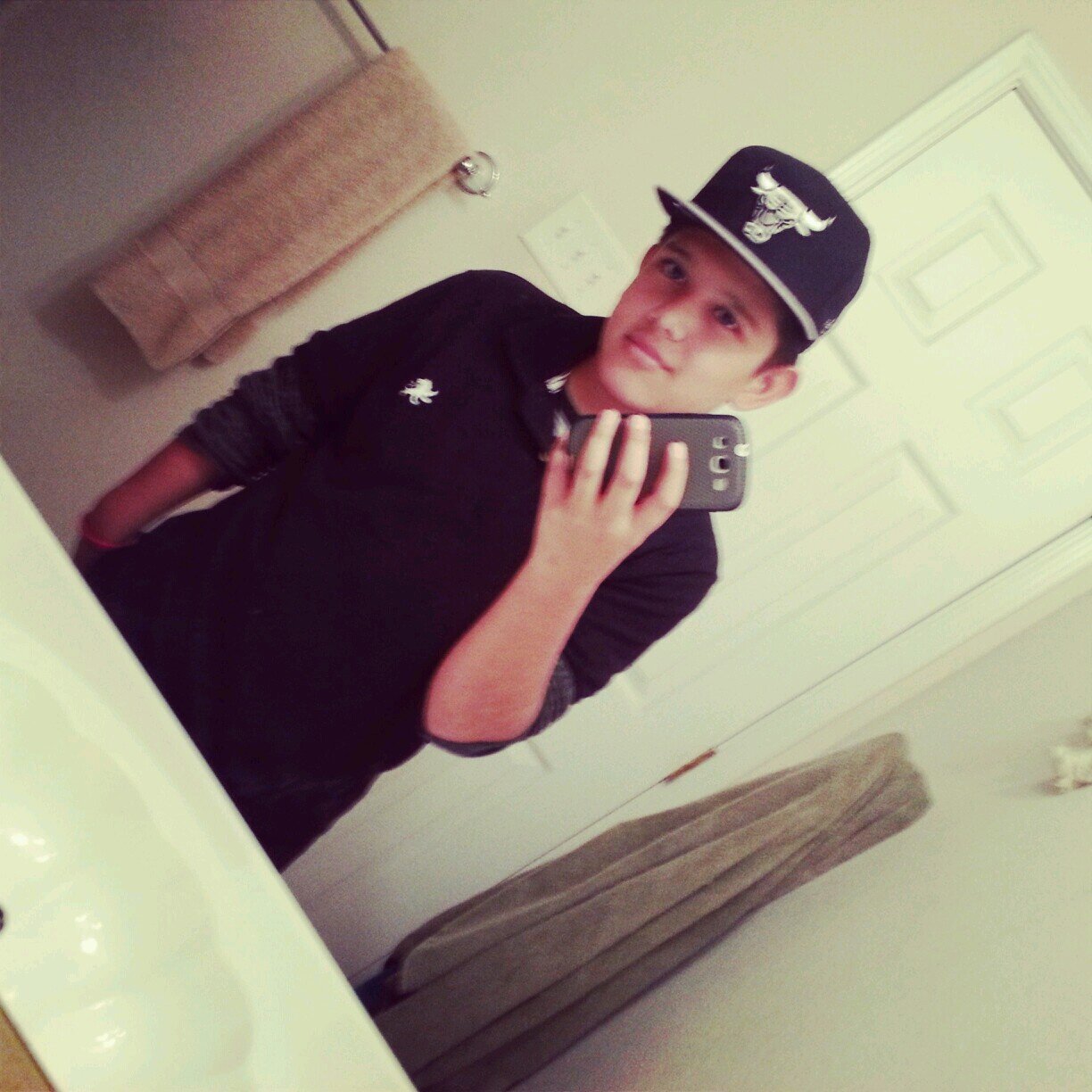 Its me the one the only Jonathan follow me I follow back.