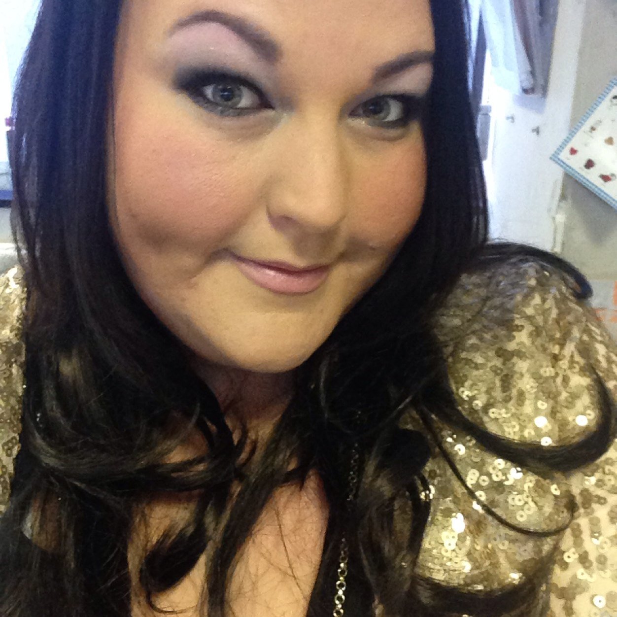 Loking to meet new people love singing and socialising also stock plus size clothing and ladies footwear! whufc supporter