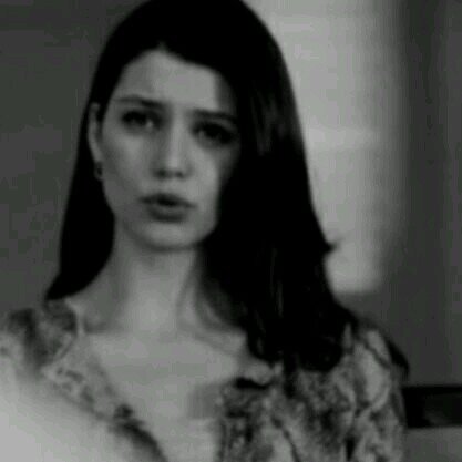 ما آججَمل آن ، تكون آنسٌان 
      بقلبُ بسُيطَ يسّعد آلكثَير ♡'
