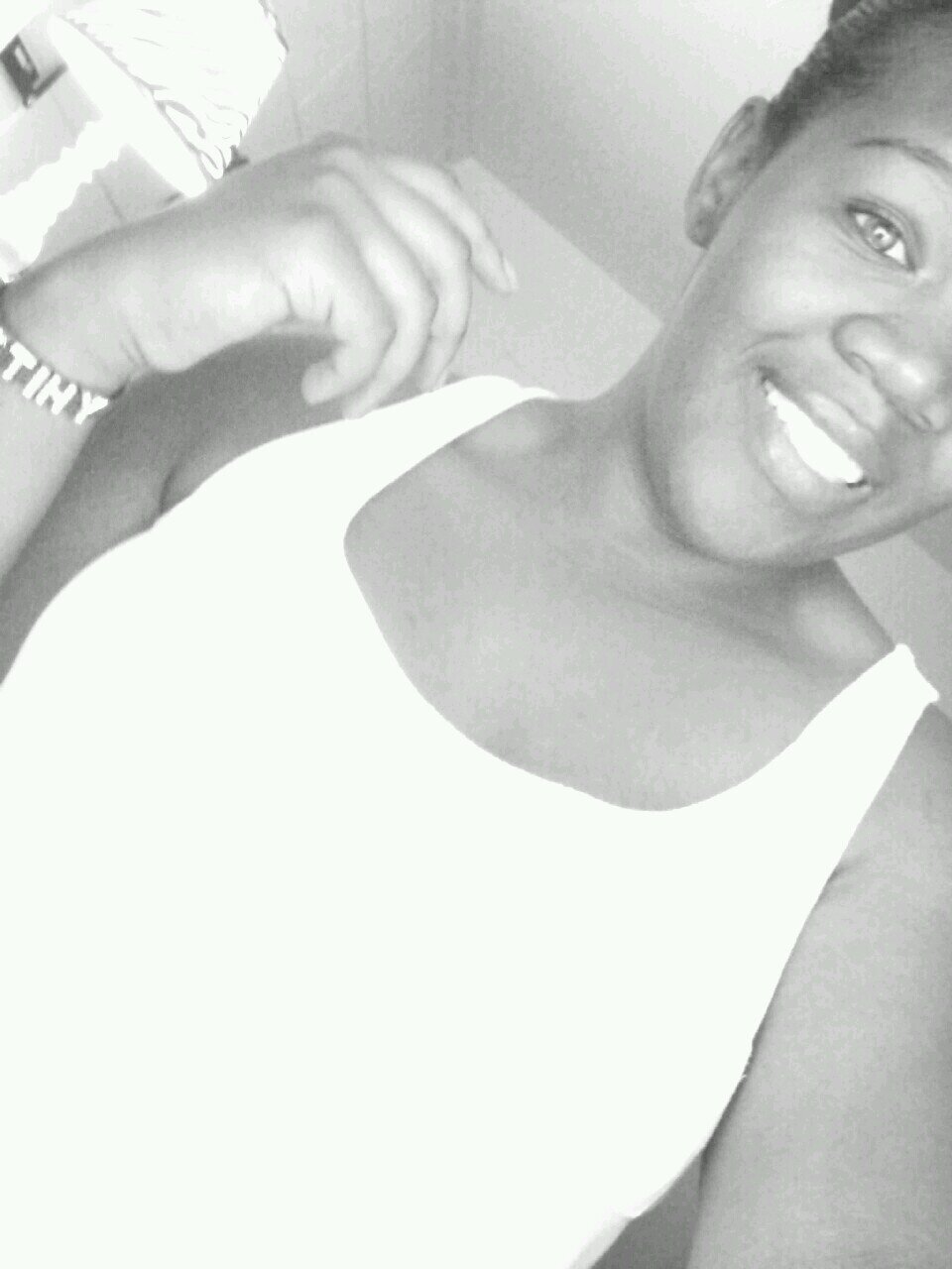 ig:QUEENDES_600