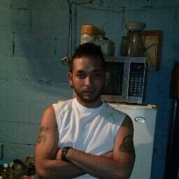 vozdrevolucion's profile picture. me gusta el rock, vivir relajadamente, las artes marciales y todo aquello q sea de beneficio para la vida....